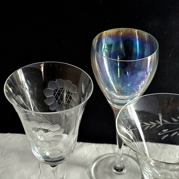 4 Mismatched Cordials Cocktail Glasses vtg mixed etched cut iridescent party - Picture 4 of 11